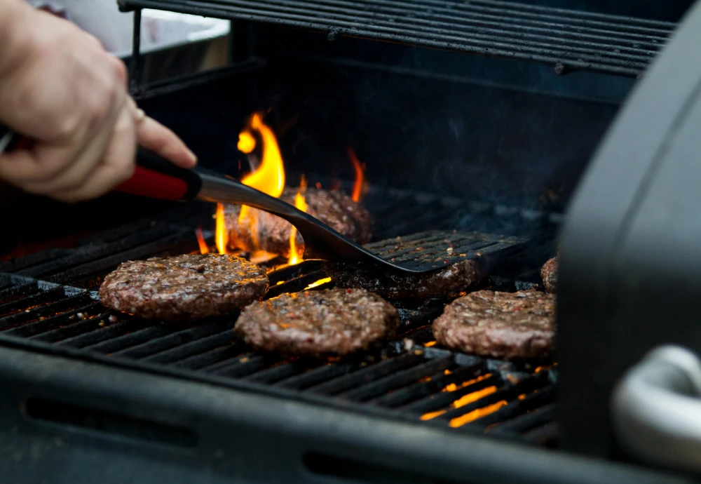 small outdoor barbecue grill